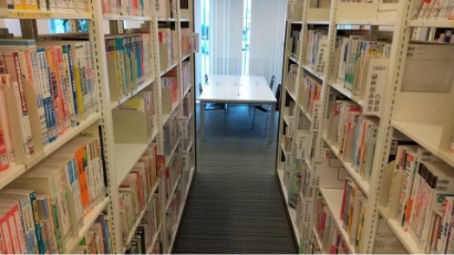 書架②